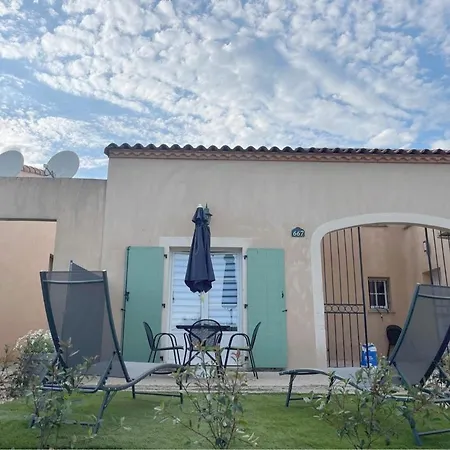 La Petite Jasse Camarguaise 度假居 *