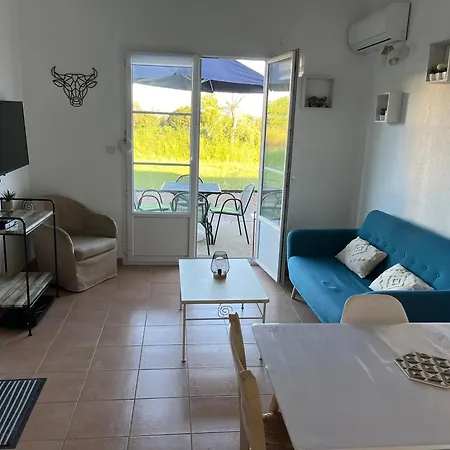 La Petite Jasse Camarguaise 加拉尔盖莱蒙蒂厄